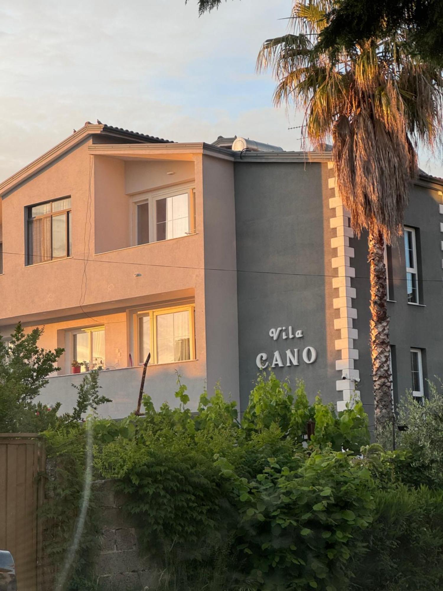 Hotel Vila Cano Durrës Exterior foto